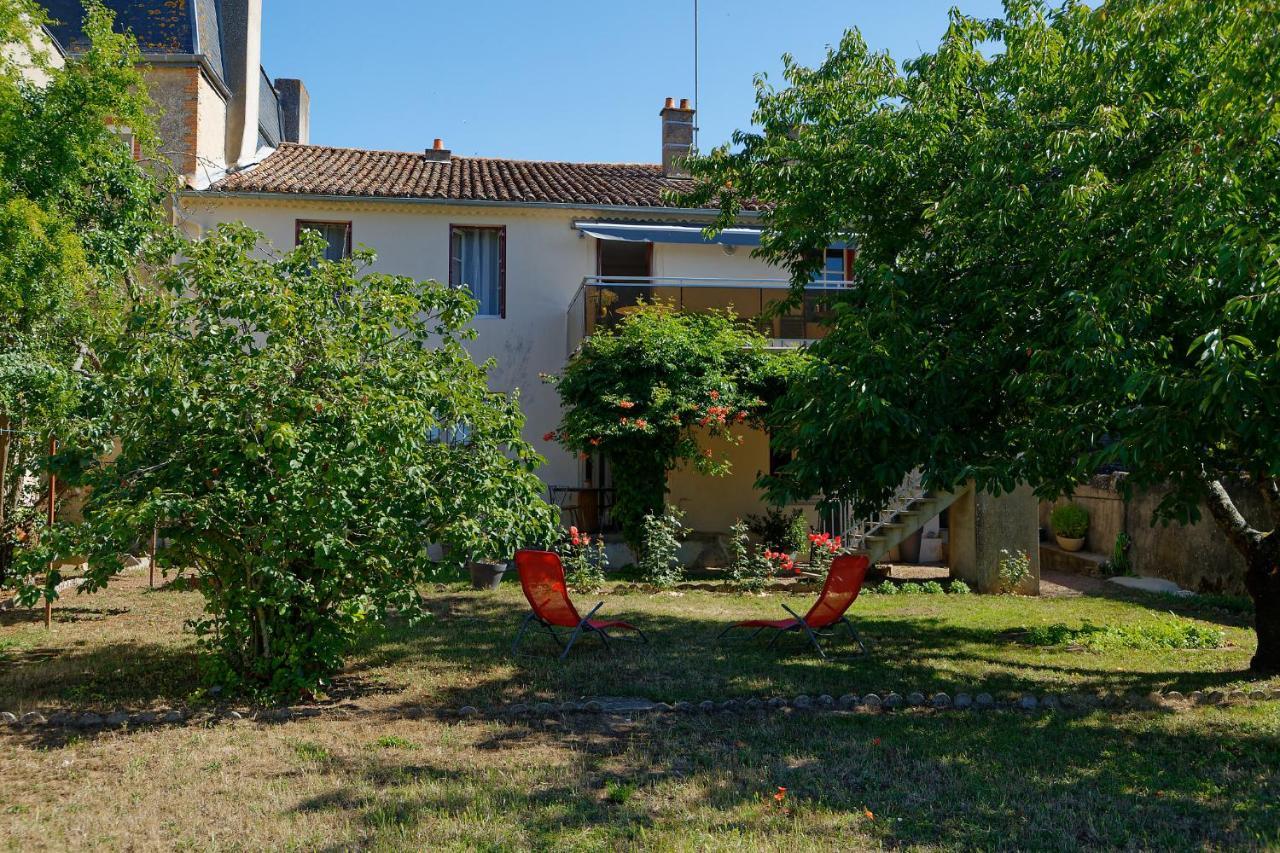 Les Chambres De La Vallee Argentonnay Exterior foto